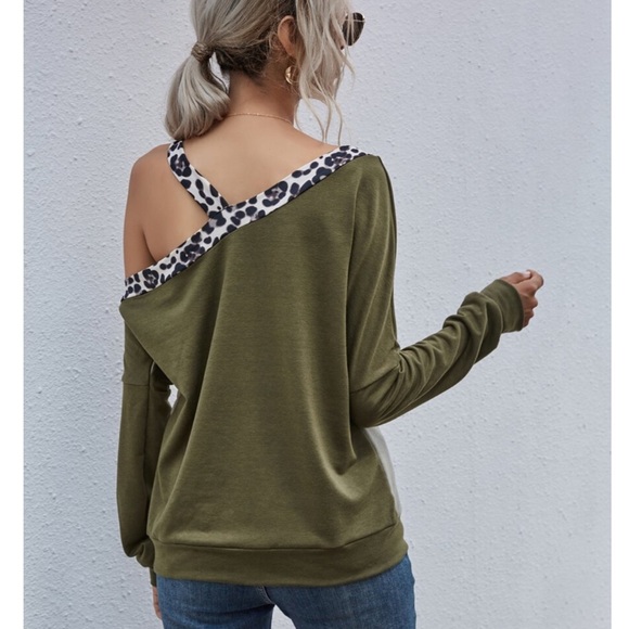 Olive & Leopard Print Peek a Boo Shoulder Top - Picture 2 of 2